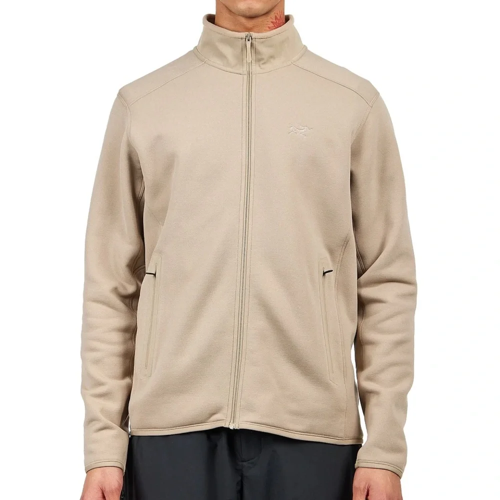 Arc’teryx Men's Kyanite Jacket in Smoke Bluff Size L/G